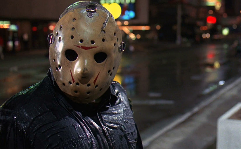 Jason Voorhees mette in fuga uno skinhead in Venerdì 13 parte VIII (1989)