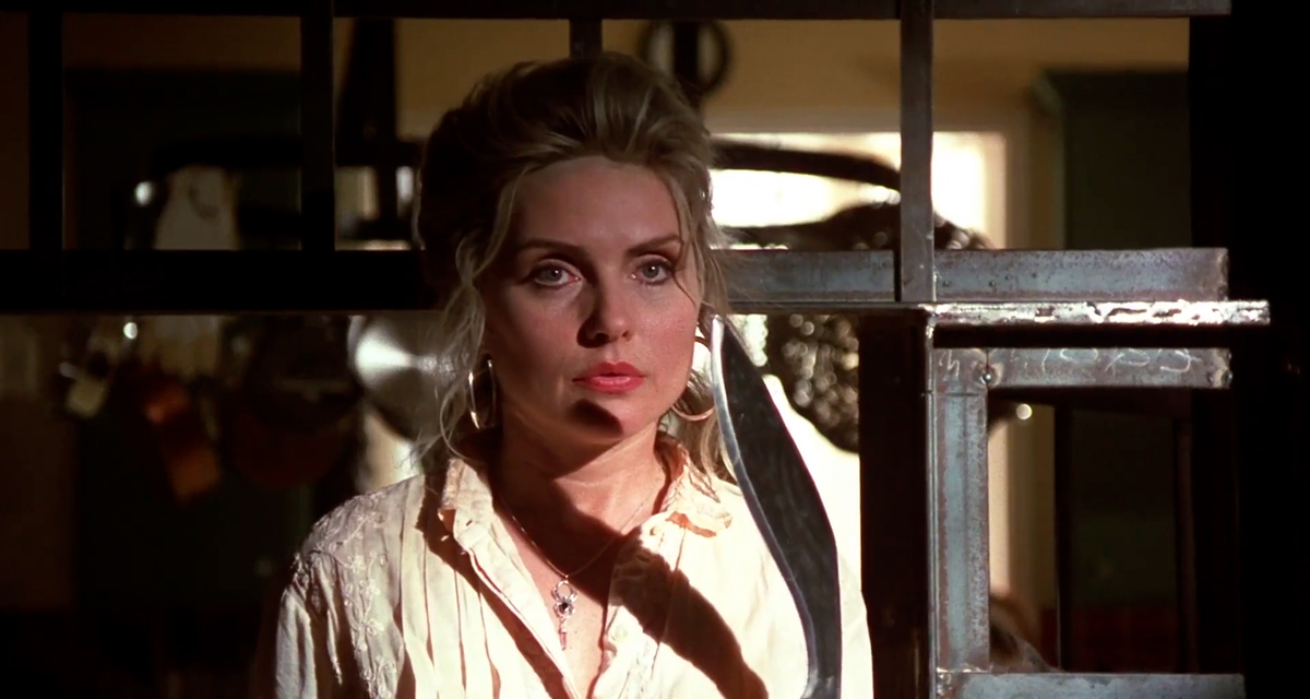 Debbie Harry nel film I delitti del gatto nero